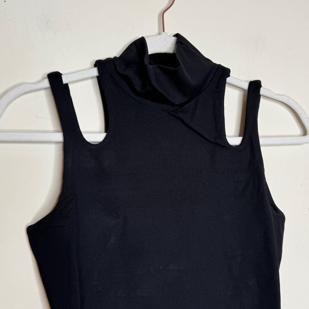 Susana Monaco Double Strap Mock Top in Black NWT Size Medium - Picture 2 of 8